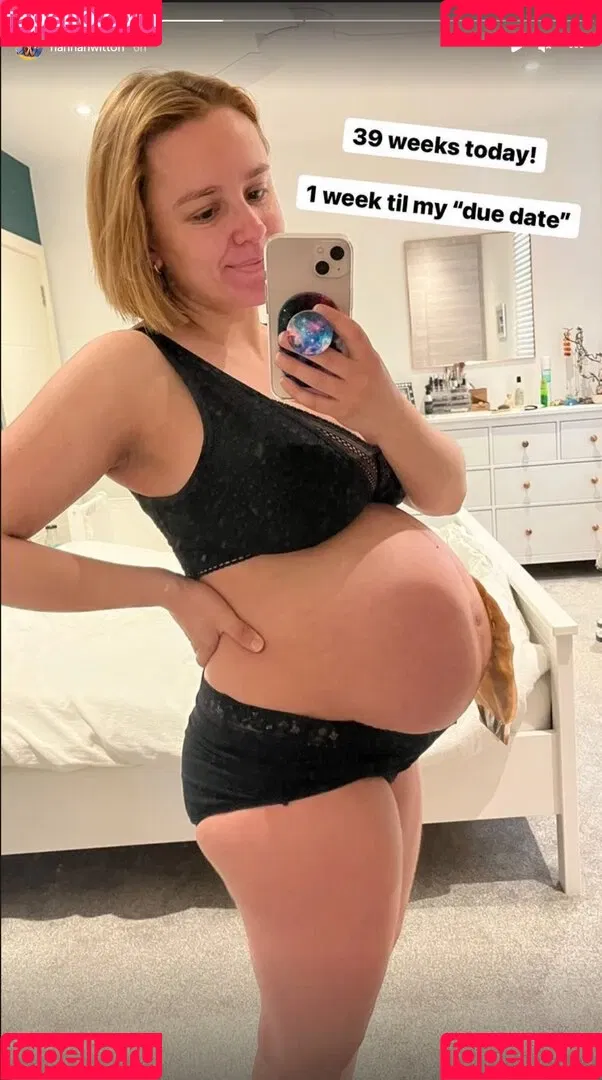 Hannah Witton Onlyfans Photo Gallery 