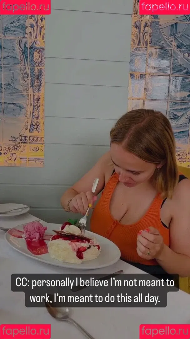 Hannah Witton Onlyfans Photo Gallery 