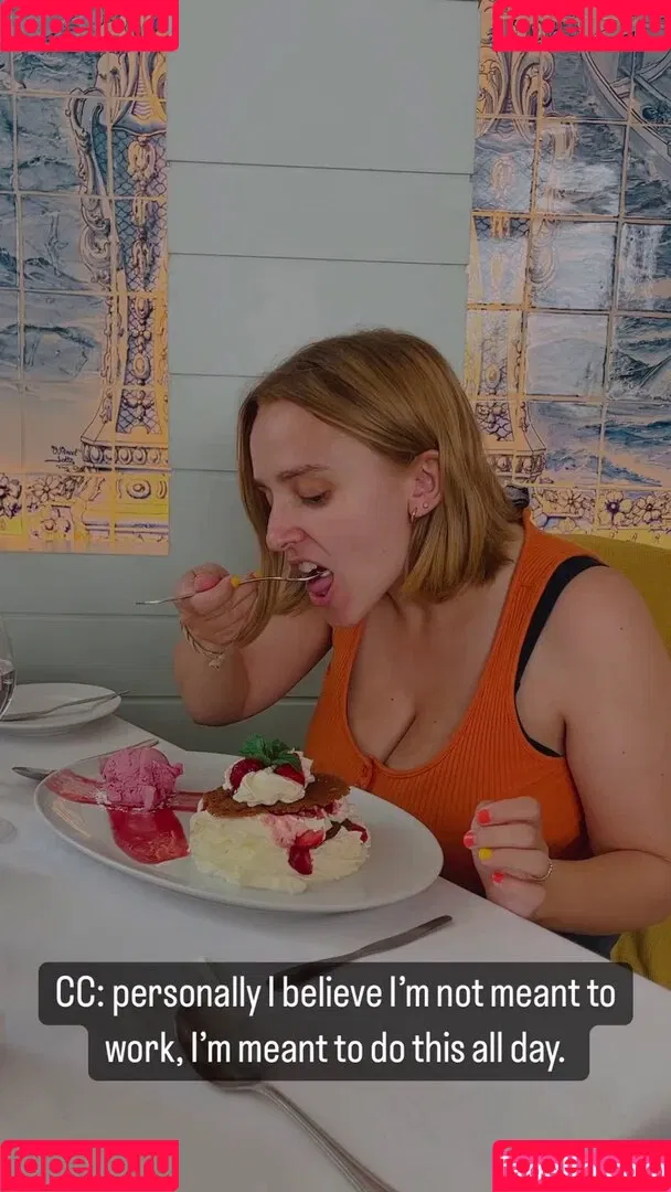 Hannah Witton Onlyfans Photo Gallery 