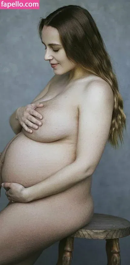 Hannah Witton Onlyfans Photo Gallery 