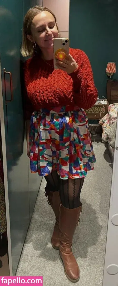 Hannah Witton Onlyfans Photo Gallery 