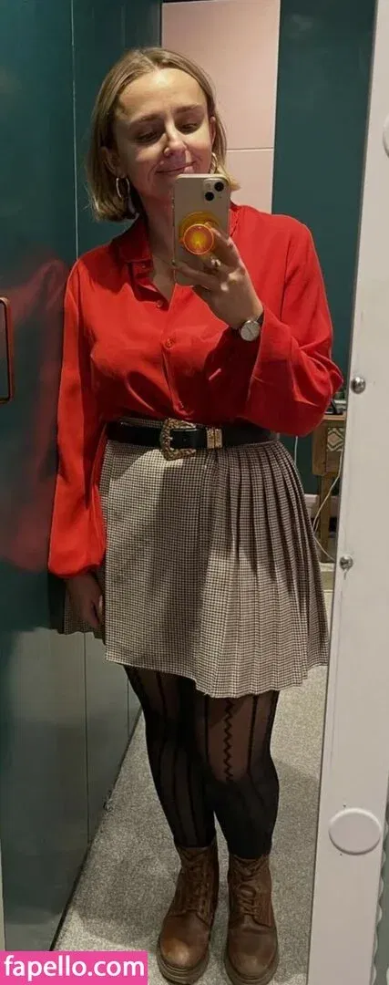 Hannah Witton Onlyfans Photo Gallery 