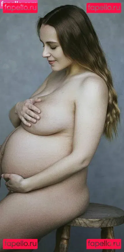 Hannah Witton Onlyfans Photo Gallery 