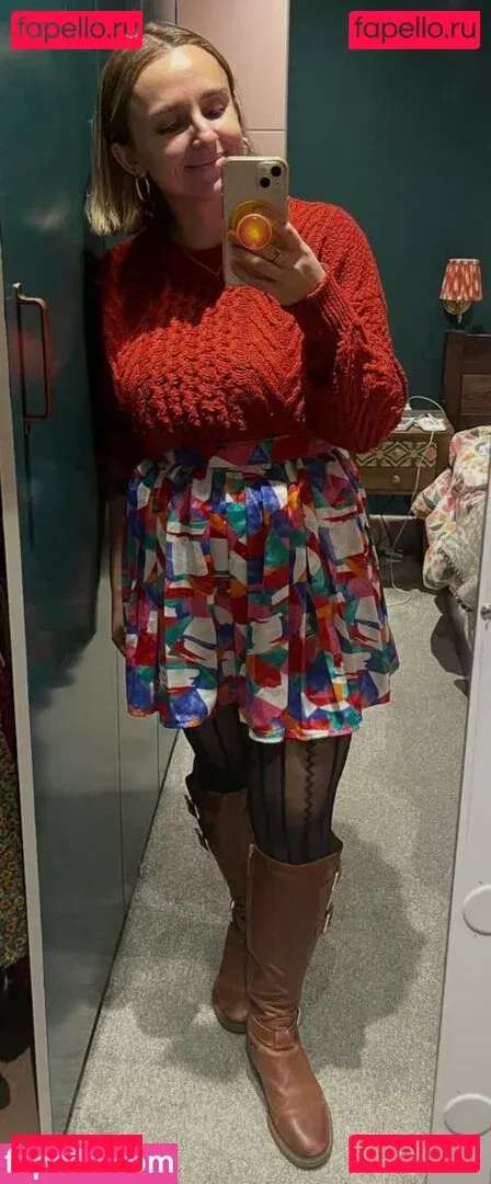 Hannah Witton Onlyfans Photo Gallery 