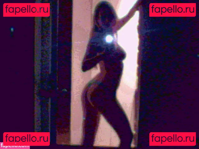 Leelee Sobieski Onlyfans Photo Gallery 