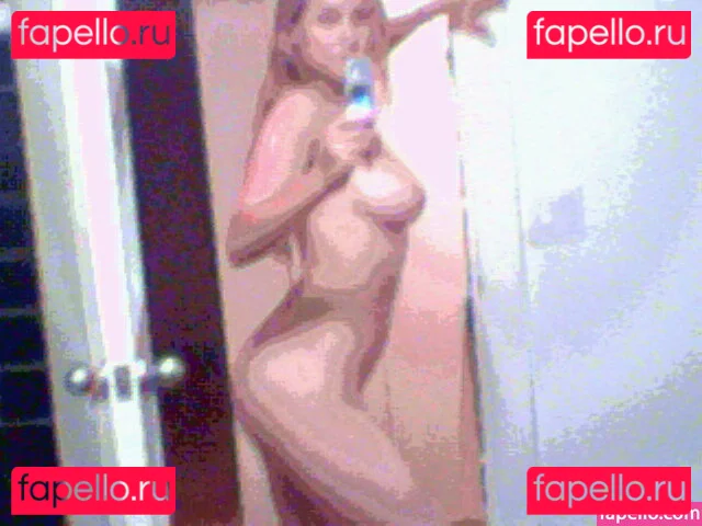 Leelee Sobieski Onlyfans Photo Gallery 