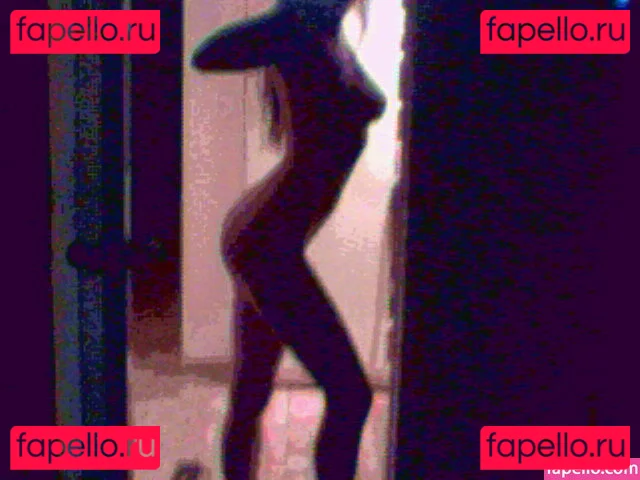 Leelee Sobieski Onlyfans Photo Gallery 