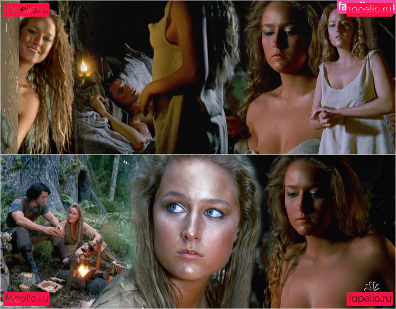 Leelee Sobieski Onlyfans Photo Gallery 