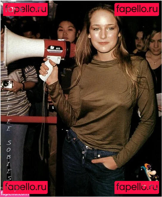 Leelee Sobieski Onlyfans Photo Gallery 