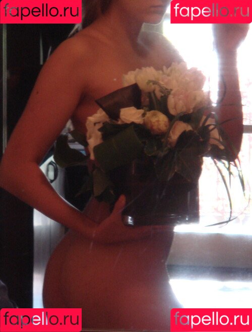 Leelee Sobieski Onlyfans Photo Gallery 