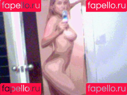 Leelee Sobieski Onlyfans Photo Gallery 