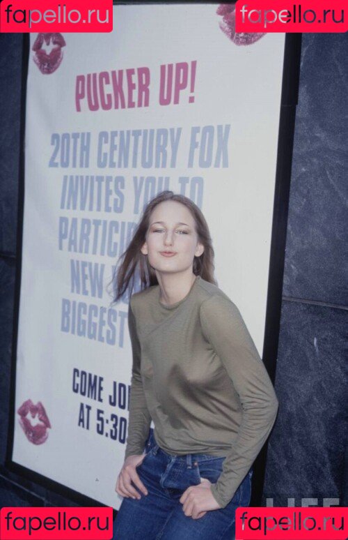 Leelee Sobieski Onlyfans Photo Gallery 