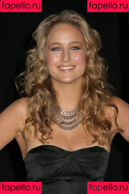 Leelee Sobieski Onlyfans Photo Gallery 