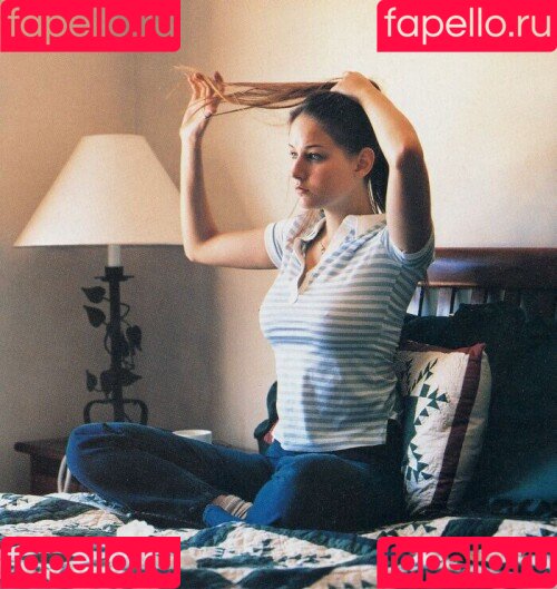 Leelee Sobieski Onlyfans Photo Gallery 