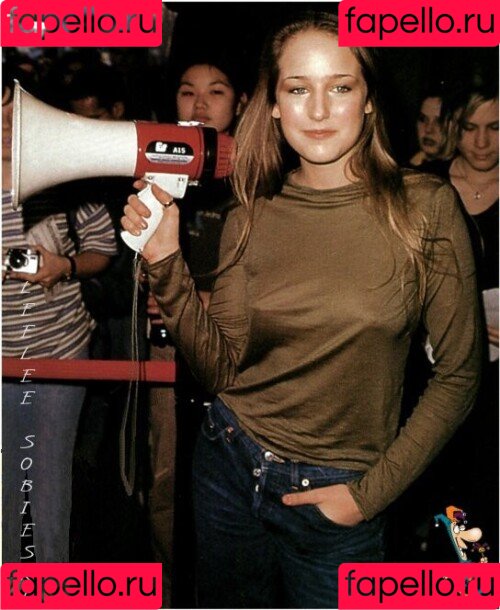 Leelee Sobieski Onlyfans Photo Gallery 