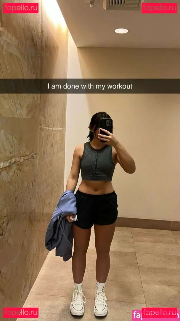 Tabitha Swatosh Onlyfans Photo Gallery 