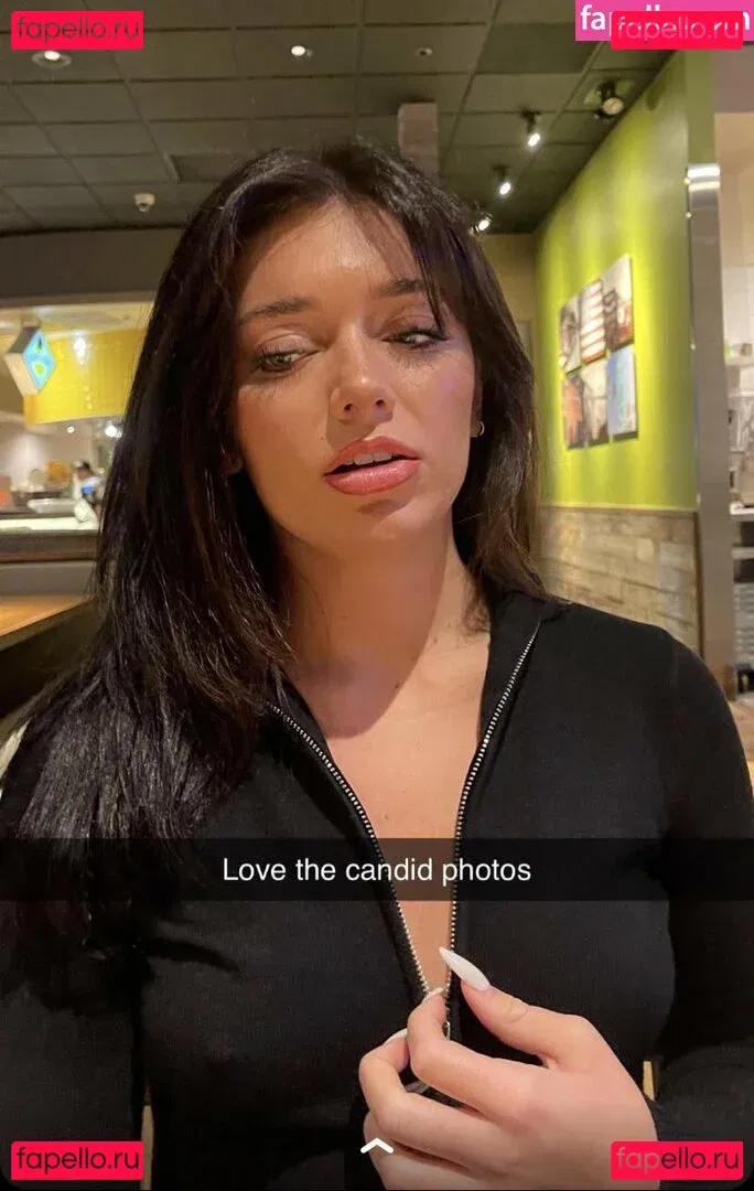 Tabitha Swatosh Onlyfans Photo Gallery 