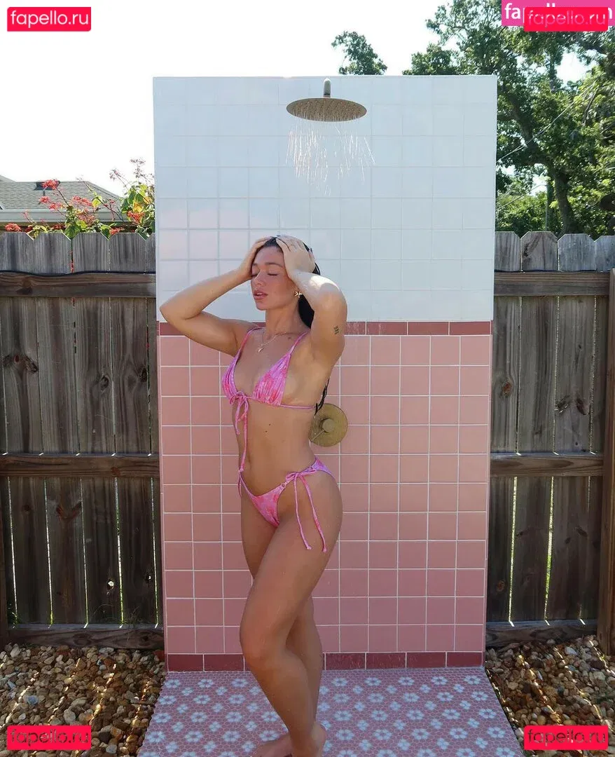 Tabitha Swatosh Onlyfans Photo Gallery 