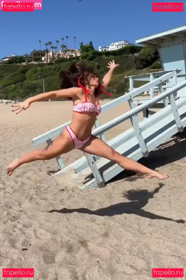 Tabitha Swatosh Onlyfans Photo Gallery 