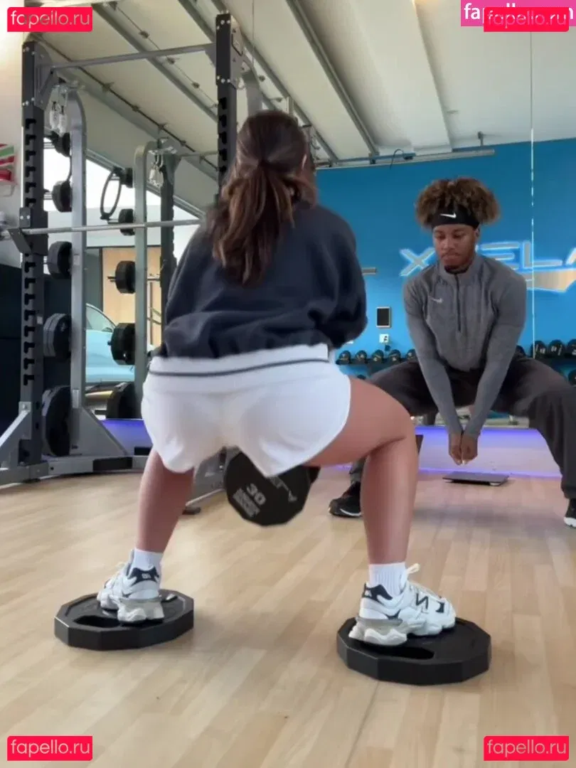 Tabitha Swatosh Onlyfans Photo Gallery 