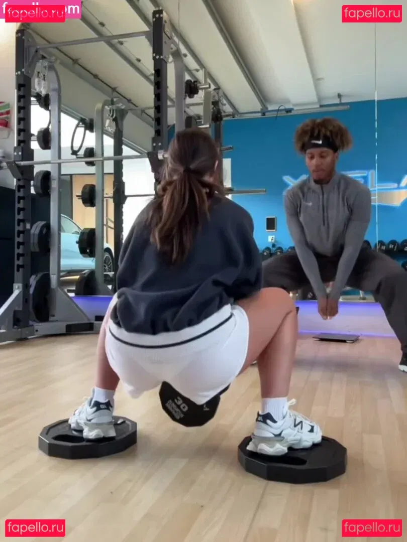 Tabitha Swatosh Onlyfans Photo Gallery 