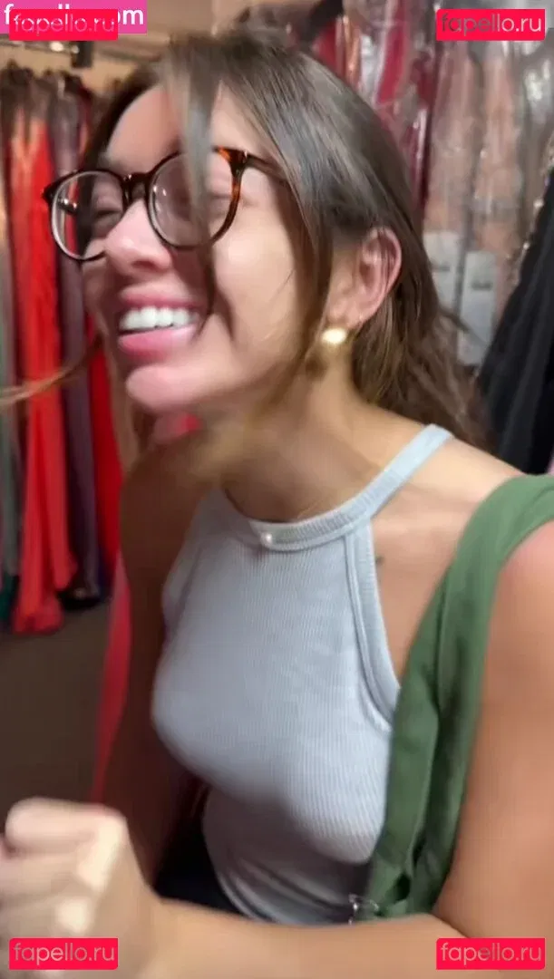 Tabitha Swatosh Onlyfans Photo Gallery 