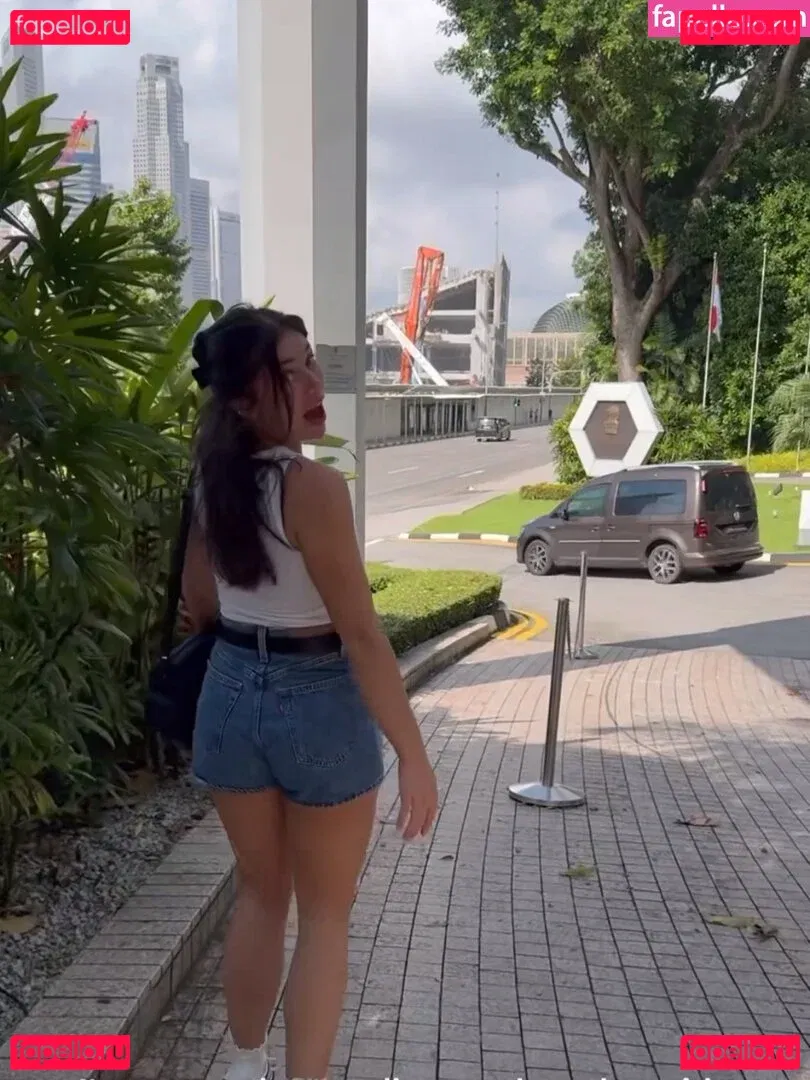 Tabitha Swatosh Onlyfans Photo Gallery 