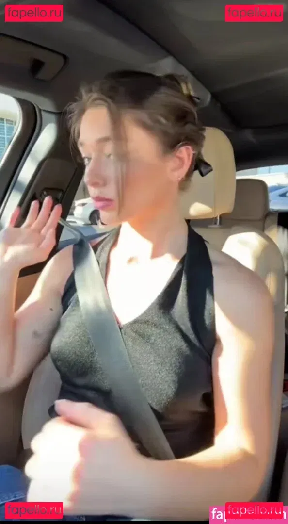 Tabitha Swatosh Onlyfans Photo Gallery 