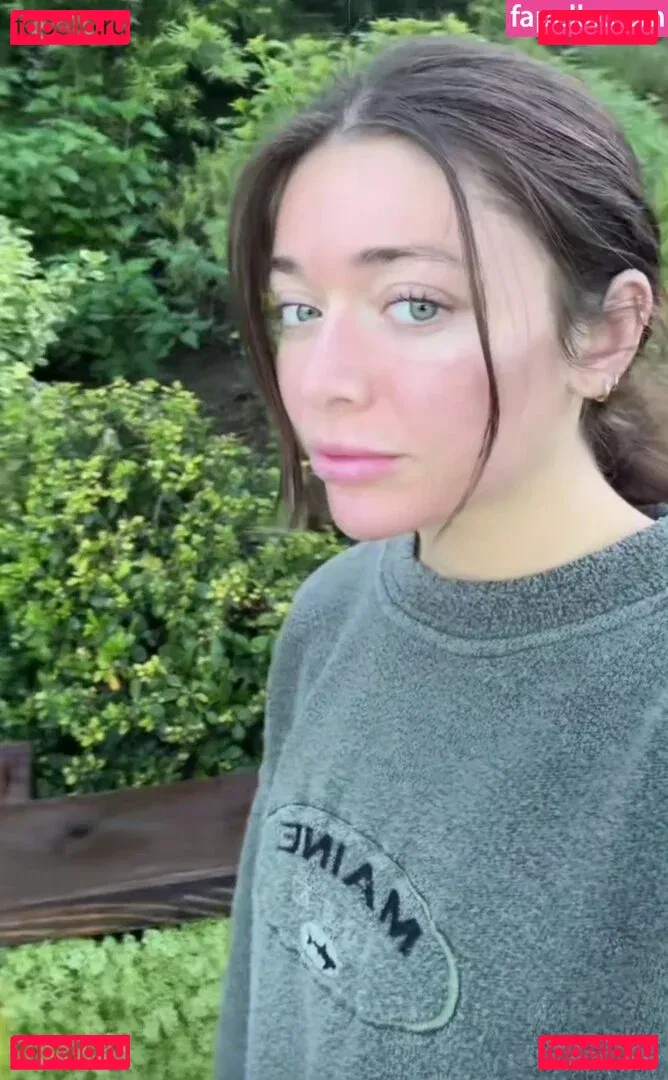 Tabitha Swatosh Onlyfans Photo Gallery 