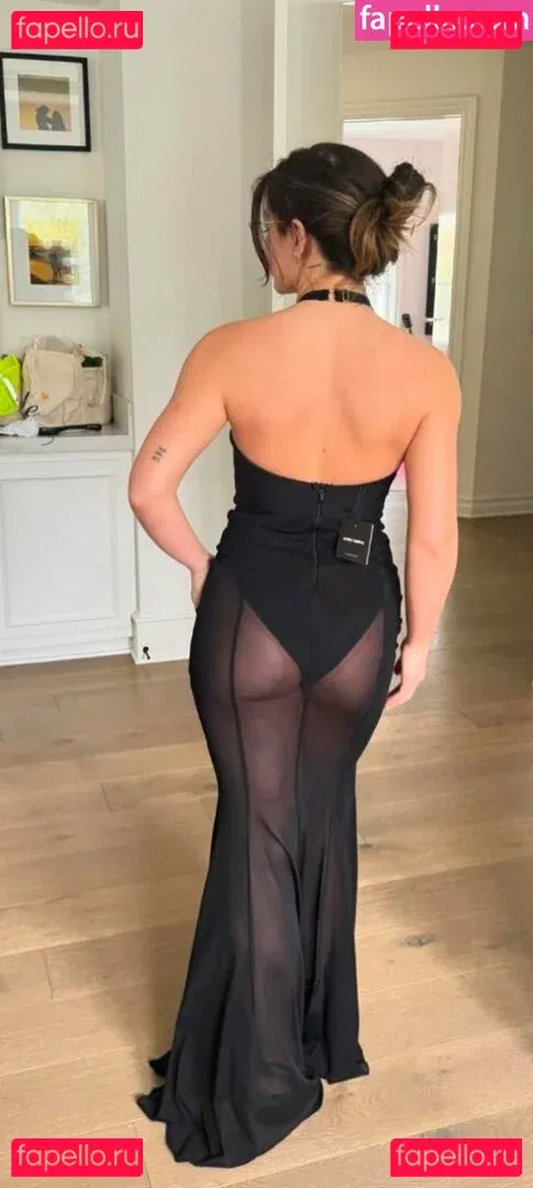 Tabitha Swatosh Onlyfans Photo Gallery 