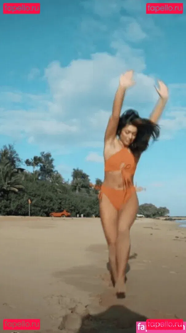 Tabitha Swatosh Onlyfans Photo Gallery 