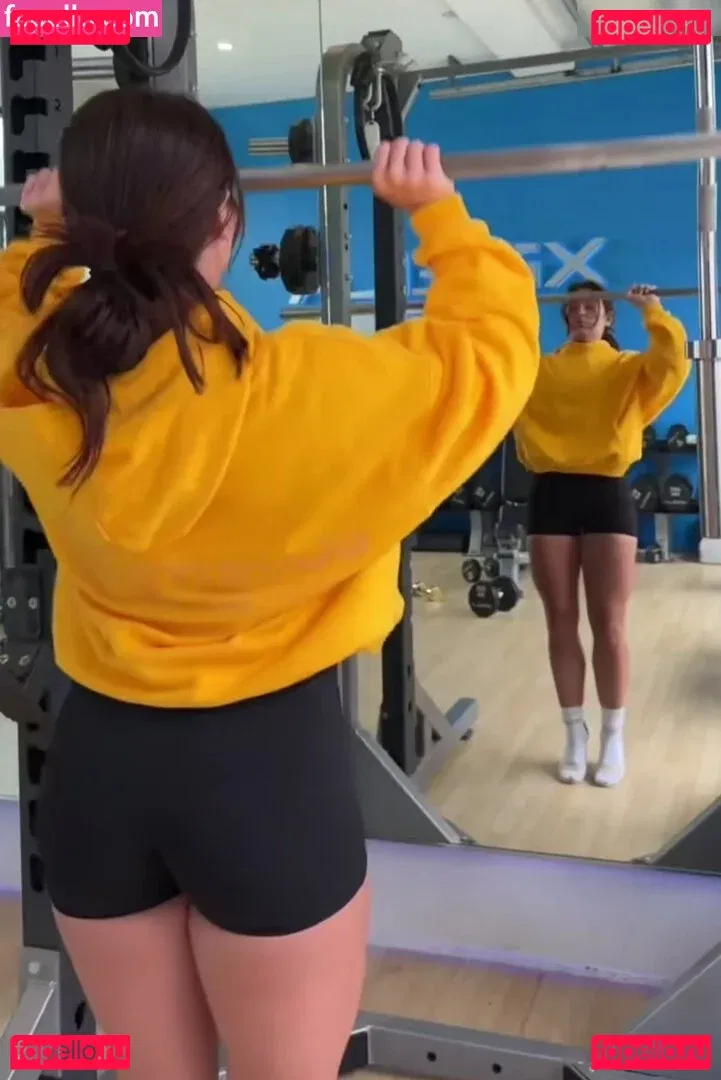 Tabitha Swatosh Onlyfans Photo Gallery 