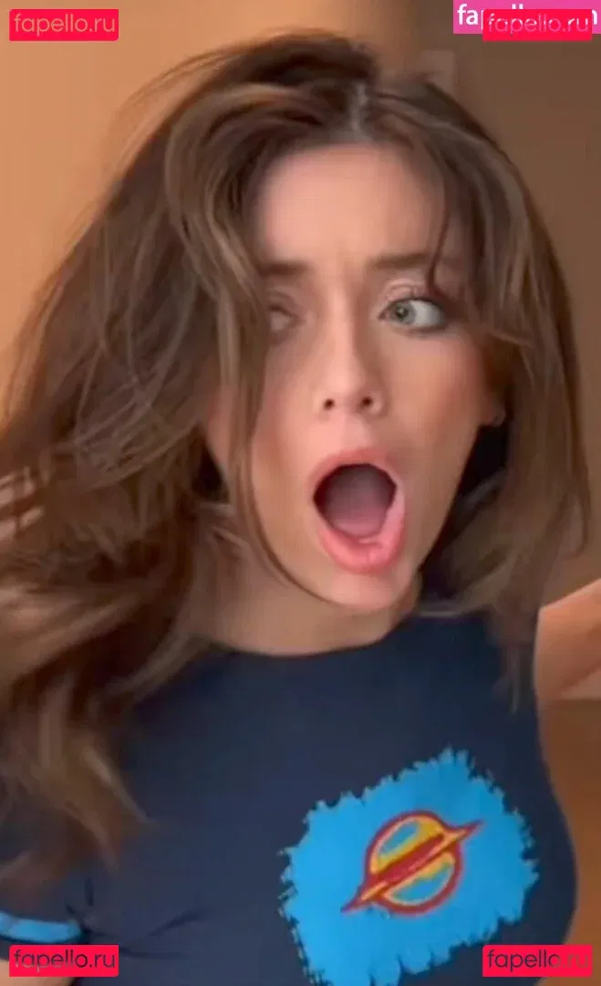 Tabitha Swatosh Onlyfans Photo Gallery 