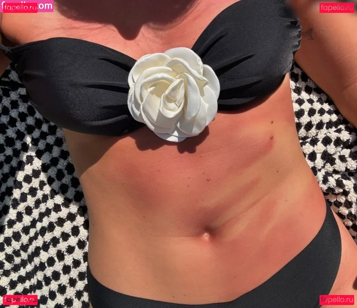 Tabitha Swatosh Onlyfans Photo Gallery 