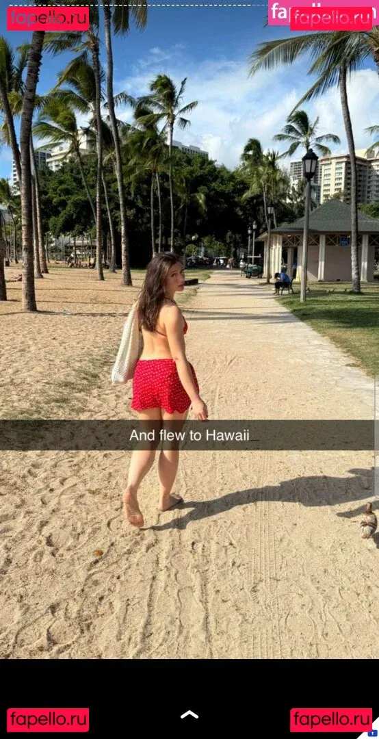 Tabitha Swatosh Onlyfans Photo Gallery 