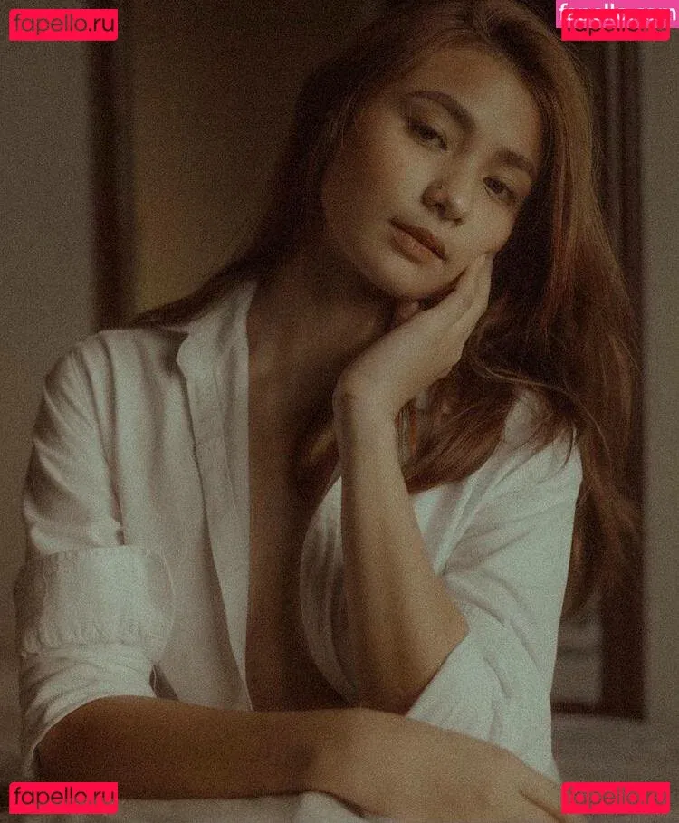 Riza Loren Carrillo Onlyfans Photo Gallery 