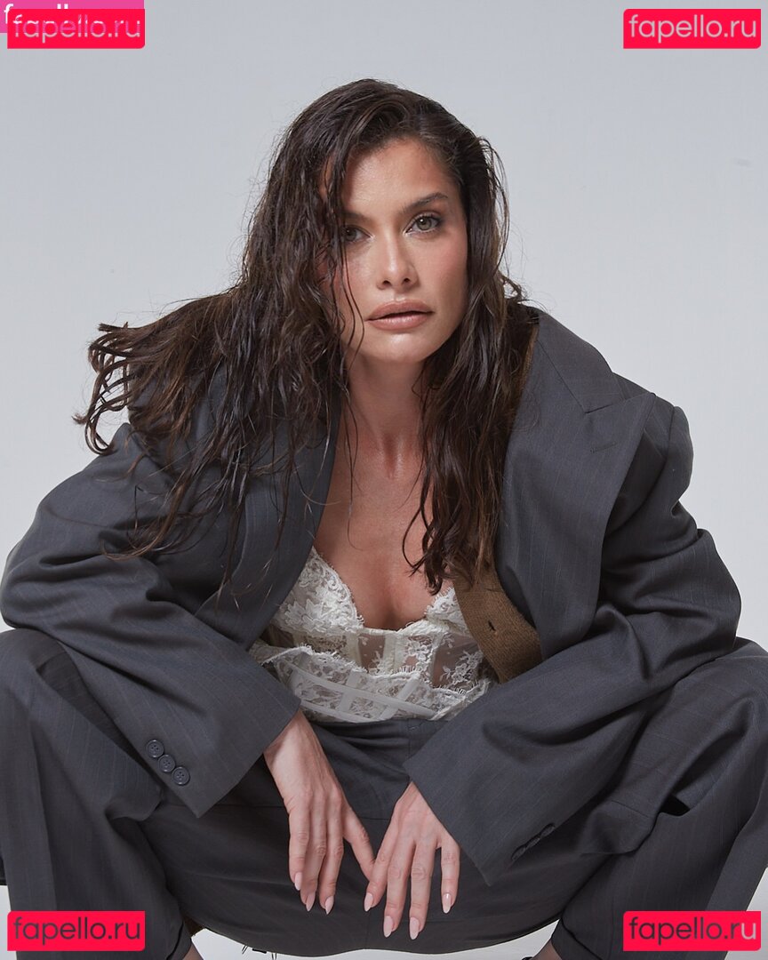 Alinne Moraes / alinnemoraes Onlyfans Photo Gallery 