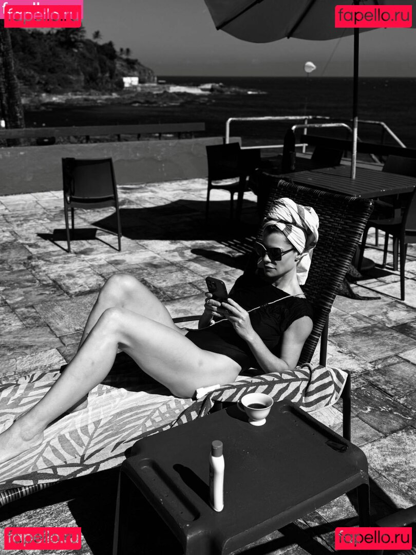 Alinne Moraes / alinnemoraes Onlyfans Photo Gallery 