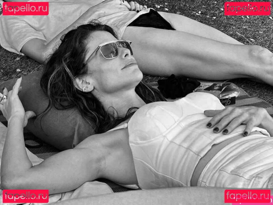 Alinne Moraes / alinnemoraes Onlyfans Photo Gallery 