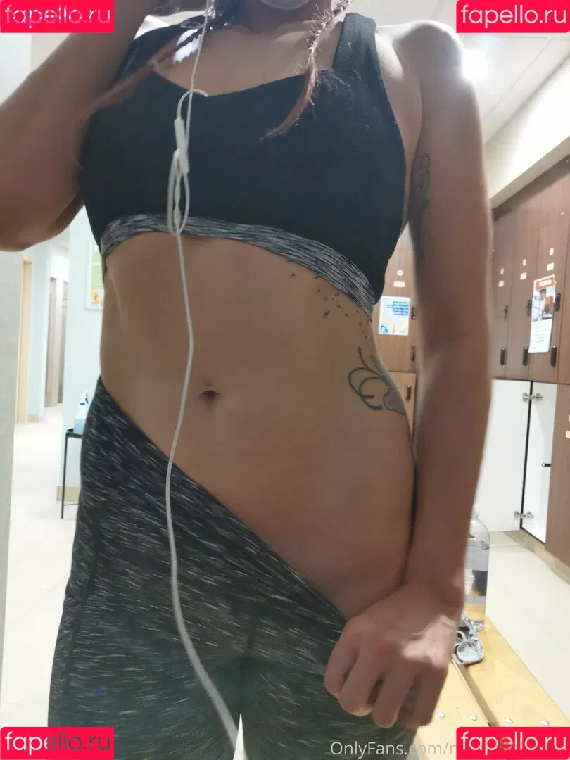 naketalickitung Onlyfans Photo Gallery 