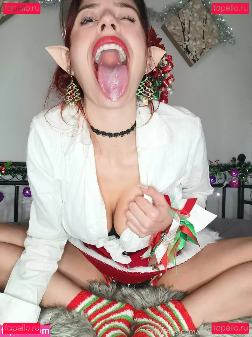 naketalickitung Onlyfans Photo Gallery 