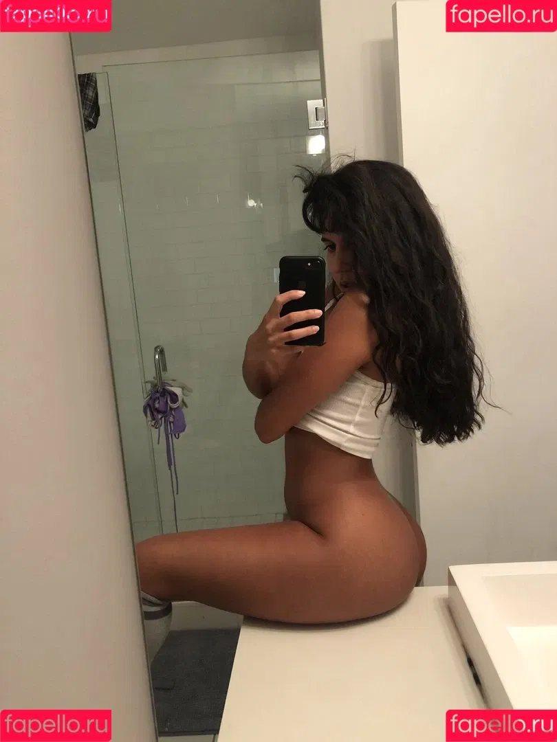 lilpineapplegirl Onlyfans Photo Gallery 