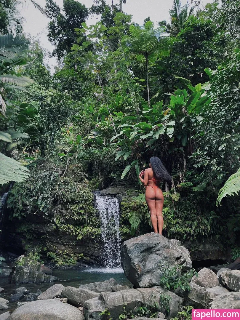 lilpineapplegirl Onlyfans Photo Gallery 