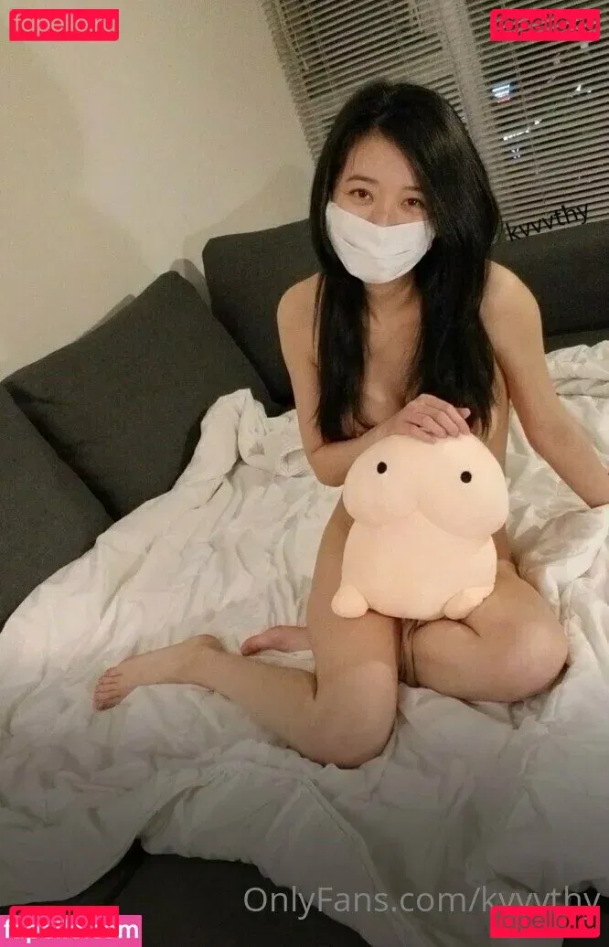 kvvvthy Onlyfans Photo Gallery 