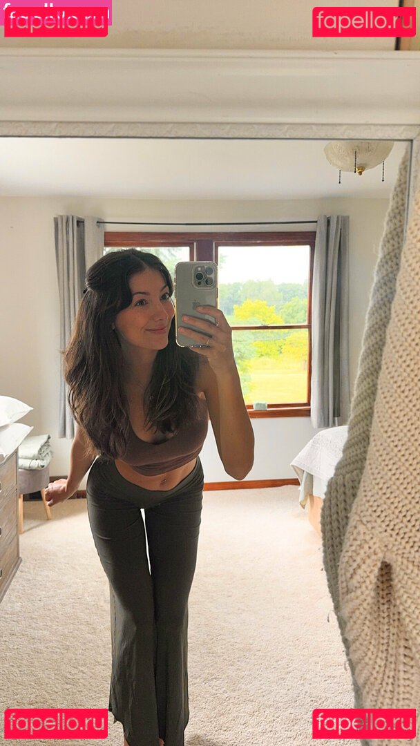 eva-sky / missevasky Onlyfans Photo Gallery 