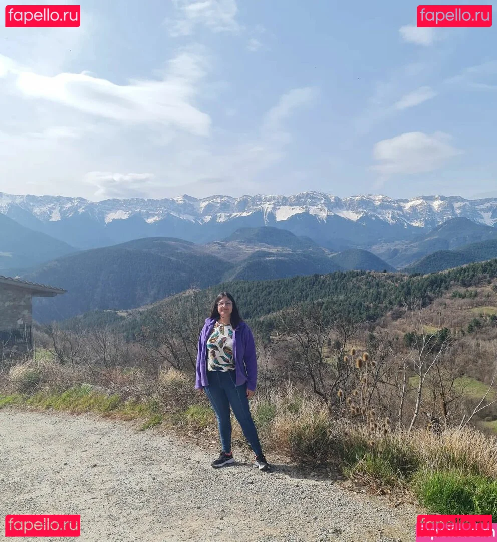 Ann Cygnus Onlyfans Photo Gallery 