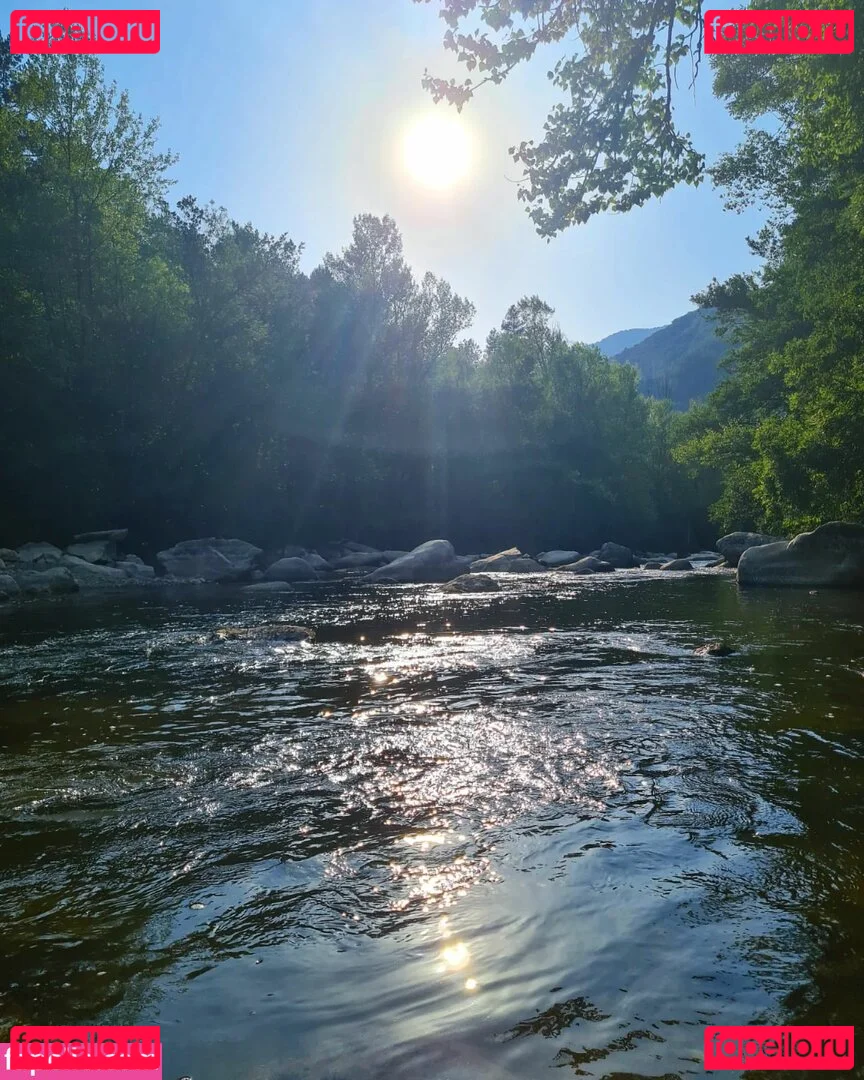 Ann Cygnus Onlyfans Photo Gallery 