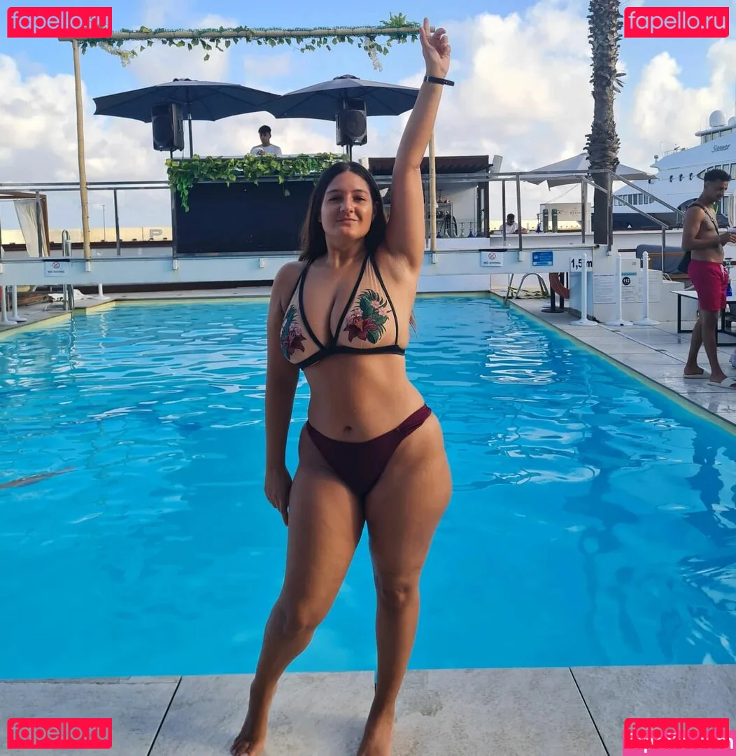 Ann Cygnus Onlyfans Photo Gallery 