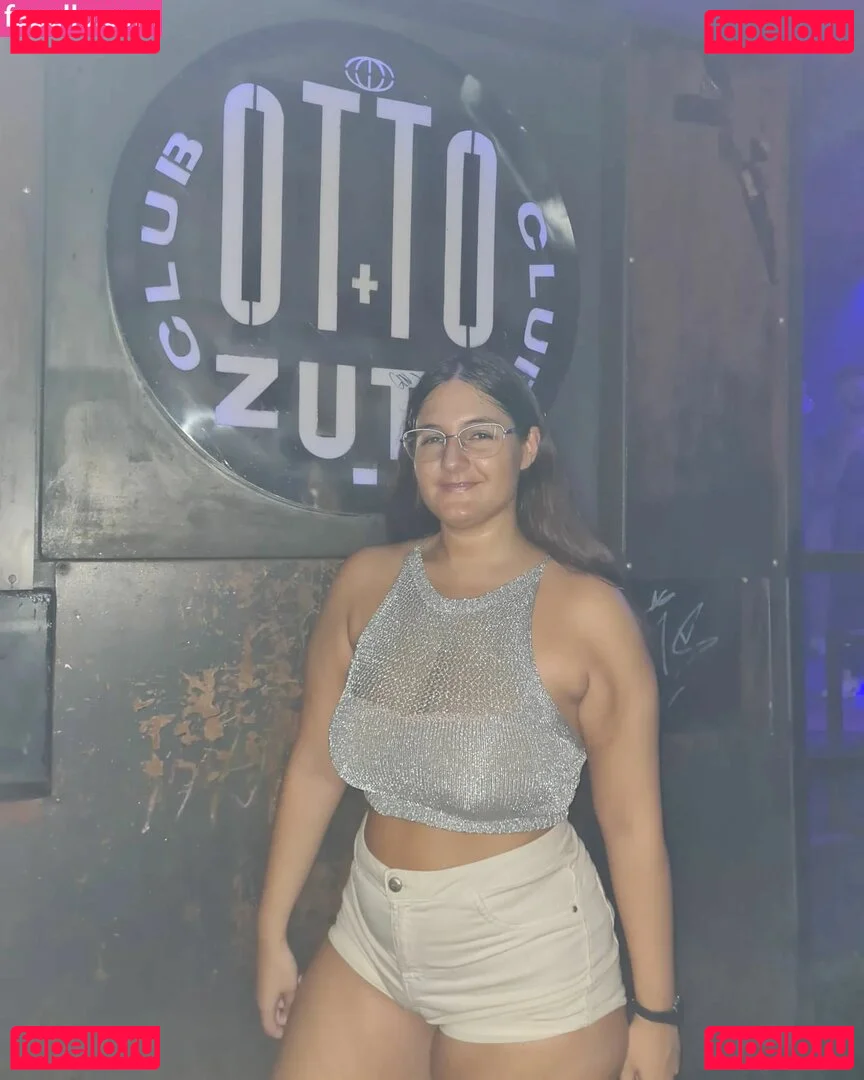 Ann Cygnus Onlyfans Photo Gallery 