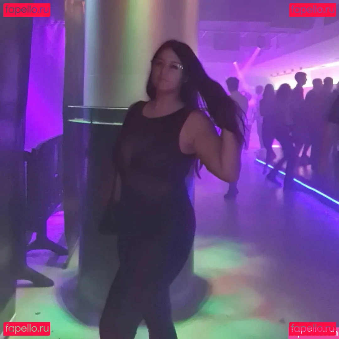 Ann Cygnus Onlyfans Photo Gallery 